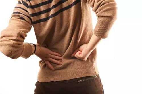 天冷需防腰椎病 腰间盘突出常见症状